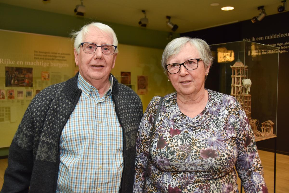 Gelukkigen Roger Merckx en zijn vrouw Denise Van Craen waren onder de indruk van de tentoonstelling. Ze kwamen naar het museum met hun Museumpas.